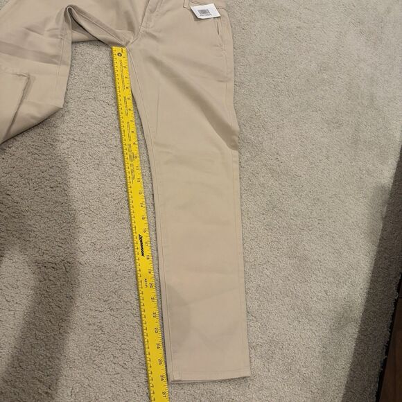 NWT AG The Caden Tailored Trouser Womens Pants Beige Khakis Size 28X 26 Measured - Picture 6 of 11
